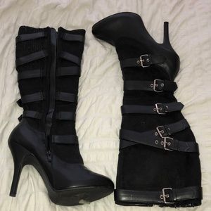 Black heeled boots
